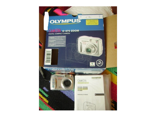 Fotocamera digitale “Olympus