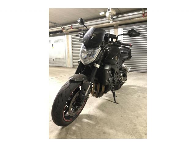Yamaha FZ1 - 1000cc