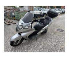 SCOOTER HONDA SILVERWING 600 CC